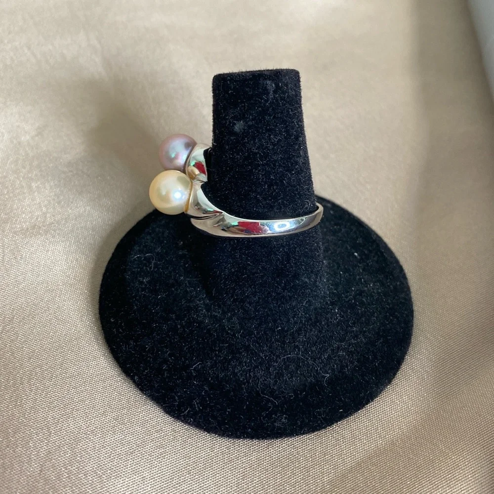Double 2-Tone Pearl Ring